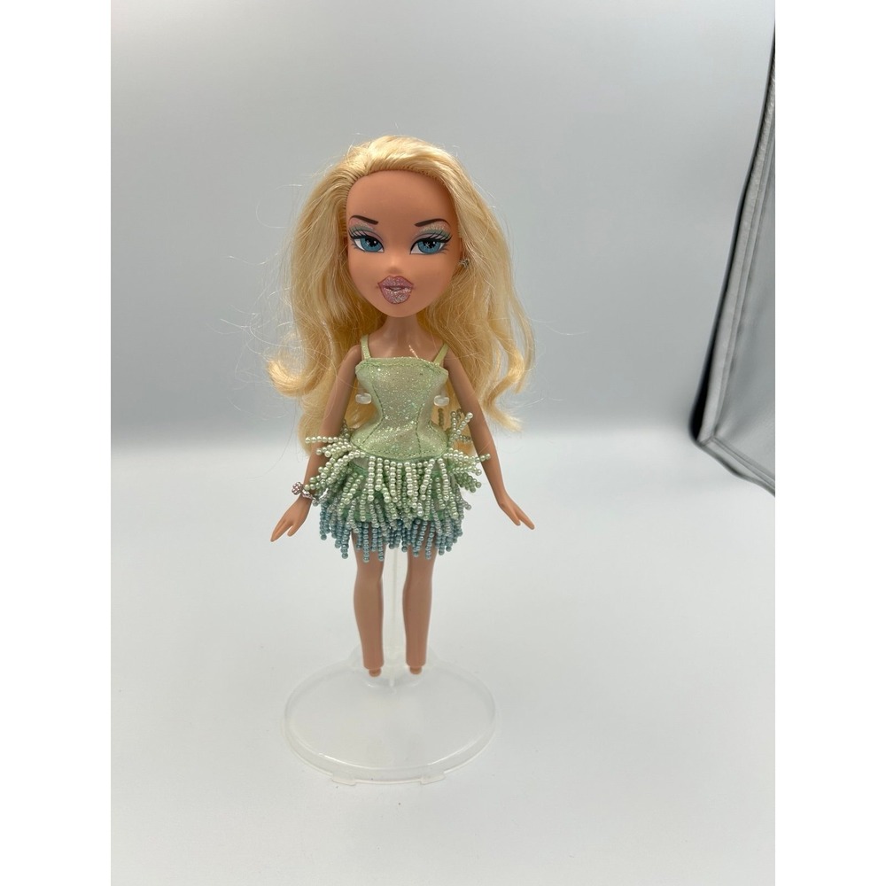 Bratz Hollywood Style Cloe Doll